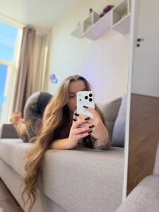 Rina_Panic It's getting so hot in here... slika