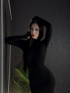 Ssin_Megan Public Pic 5