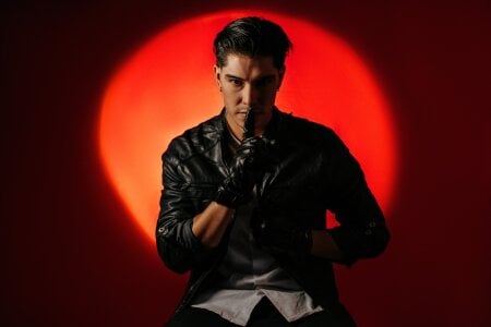 Hello de Karimferrer  3 photos