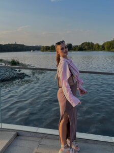 Elle_GrEat my first album here Immagine  5