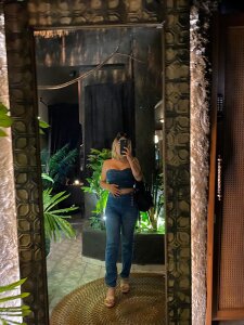 annieluv_ Public Pic 6