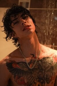 Olliver___yのPublicの 2枚の写真