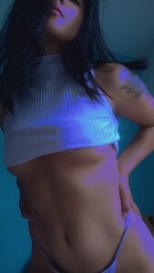 -EMILY_SWAN-DIFFERENT 🎶🎶 Bild 5