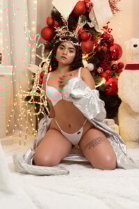 GiselOrtiz welcome christmas! this is my gift to you Pic 3