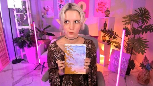 BethanyCloud I'm drawing with you on the stream Fotka 8