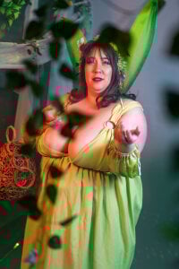 _Emily_rosee_ everything in nature Pic 4