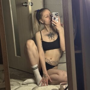 BlondeBun Outfits 사진 5