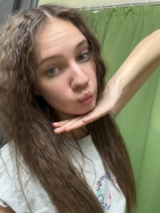 ShaeHeeter winter day  5টি ছবি