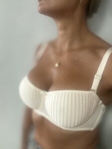 Tania201243 Public Pic 2