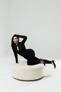 AdrianaTorres Sweet hottie😉 Pic 2