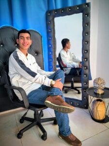 JorgeJohnson_ Public Billede