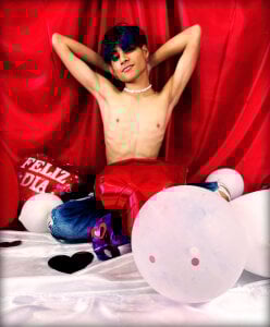 passionate de Leo_Glow  4 photos