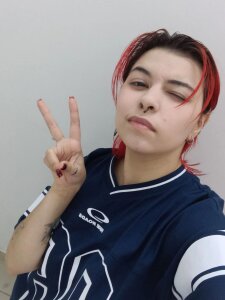 EvakpoploverのUnposted Feelingsの枚の写真