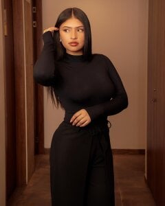 victoria___moon WHAT ELEGANCE 🤌 Pic 3