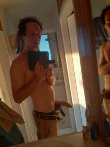 Getatme007 Working hard in the city Pic 7