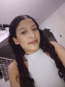 Emma_Rodriguez_ Public Foto 4