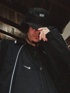 Sebastian_smith Casual Pic 5