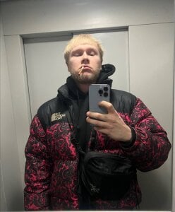 Whitesmoke666 Me зображення 2