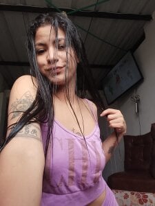 Aylen_gold Public Pic 5