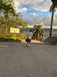 Abraham_horny18 Public Pic 4