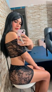 ViolettEvans__ sweet and evil ♥ Pic 2