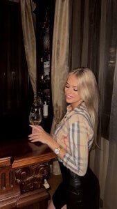 Emilyvanroessel Styling Hình