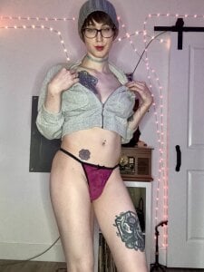 vivi-iso59 Public Pic 9