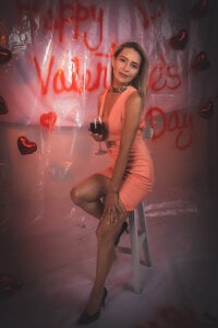 VALENTINE'S DAY de Issa_Milf__  4 Imagens