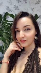 A lady with secrets od AnyaHappiness  5 snímek