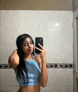 Public od CloeCastillo  3 snímek