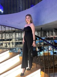 Evelyn_Elliott Public Pic 4