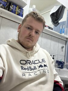 bshcock Come say hi Poză