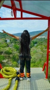 ZafiraNavarro adventure in the heights  2. fénykép