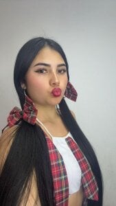 Laura_Sweet__ Public Pic 3