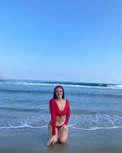 Rosellaa Hot Girl Summer 🏝️🔥 зображення