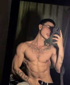 IanWest_ Public รูป  4