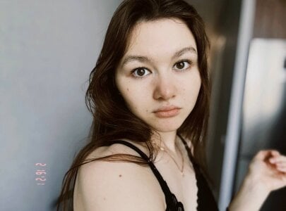 LewisThrone For you cute Pic 2