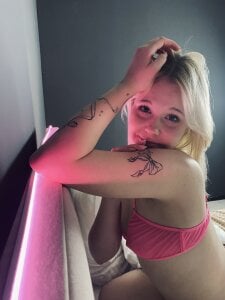 MollySoftGlow Public Foto 5