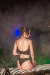 IvyHornyCore kullanıcısının I like to tease you😏 albümü -  6 fotoğraf