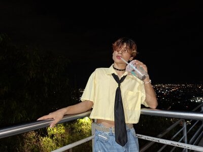 Leo_Glow Hail night Εικόνα 4