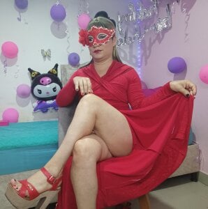 tania_lucia1 birthday 2025 Pic 5