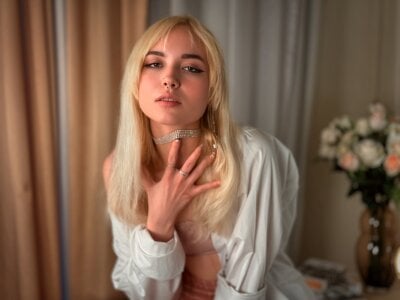 Iris_Ivory 😜What is under the skirt?😜 Billede