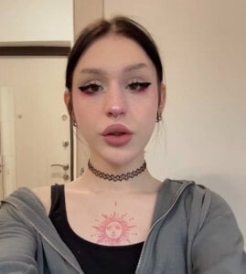 Kate_Ive Public Kuva 4