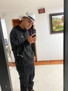 Dustyy_33 Public Foto 5