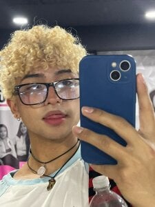 Valentin0_3 Sweet face naughty mind 🥵😍 Foto 7