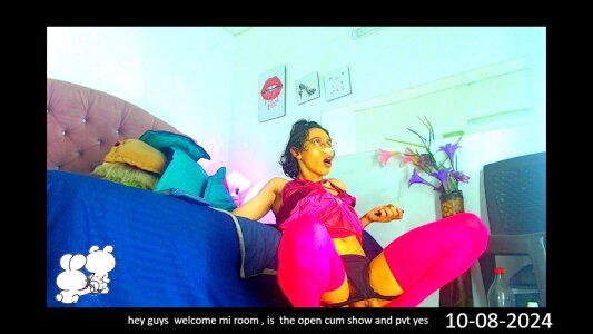 cutesweeetrobinsex you mi Pic 2