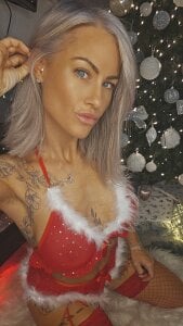 DeliciousDeeX Santa baby 🤶🎄 Pic 6