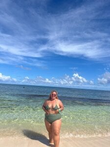 orianna_submissive24 vacation public Pic 5