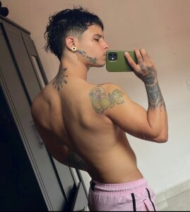 STEFAN_WONDER: HEY GUYS ( фото)