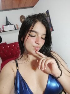 Juliie_collins Public Bilde 5